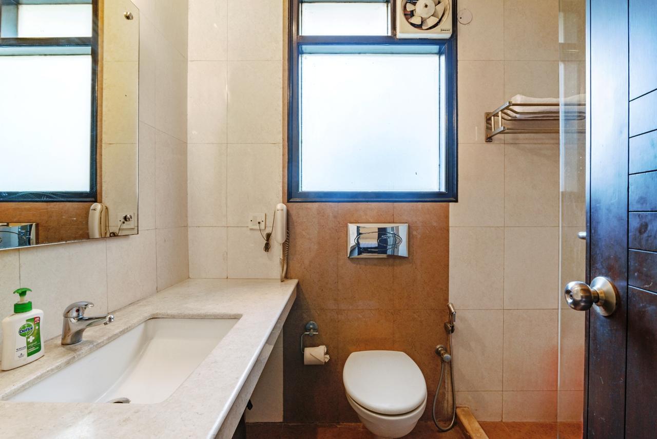 Royal Residence Mg Road Γκουργκάον Εξωτερικό φωτογραφία